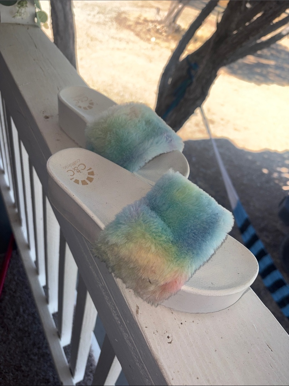 Kids Rainbow Furry Slide Sandals - White